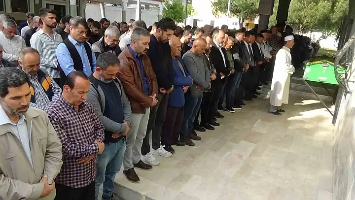 Edremit'teki trafik kazasında ölen Altıntop son yolculuğuna uğurlandı