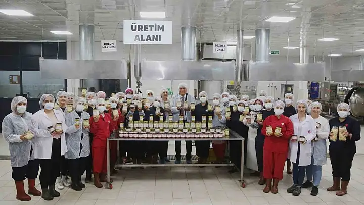 Efeler'den Türkiye'ye örnek oluyor