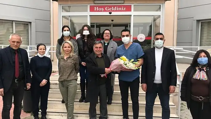 Efeler Kent Konseyi gençlerinden yaşlı çınarlara ziyaret