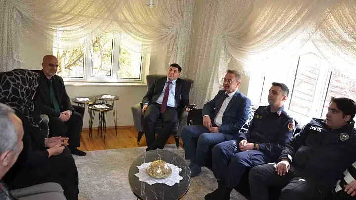 Emet Kaymakamı Seyman: 'Şehit aileleri devletin mukaddes emanetleridir'