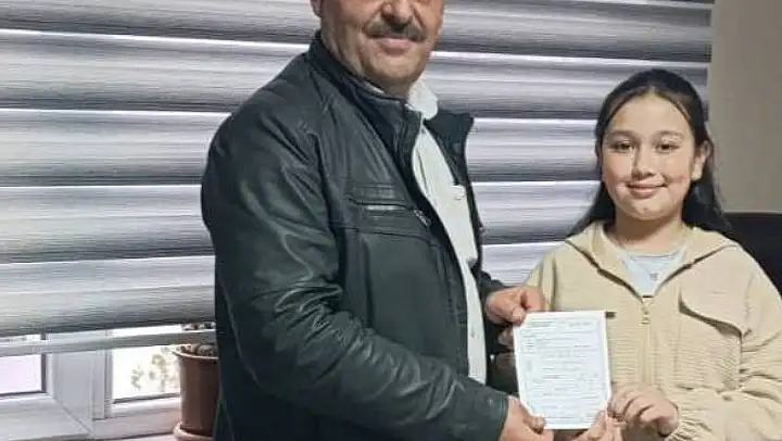 Emet'te 10 yaşındaki öğrenciden anlamlı bağış