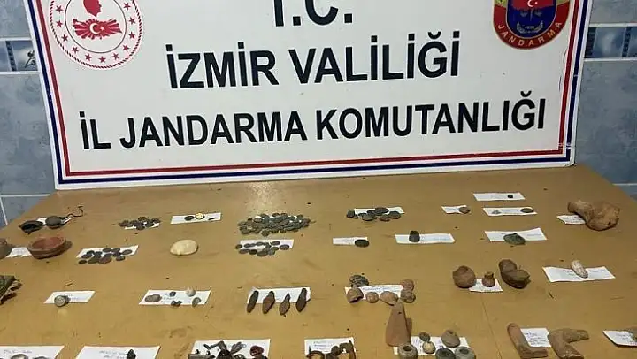 Evini müzeye çevirmiş: 165 parça tarihi eser ele geçirildi