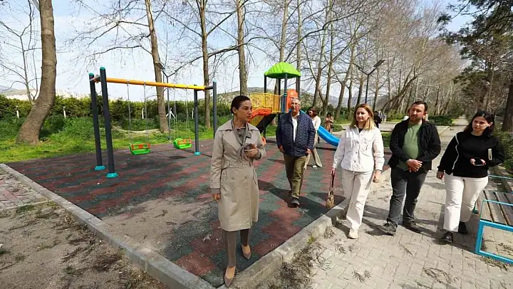 Filiz Başkan'dan Zafer Mahallesinde hizmet turu