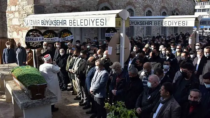 Gazeteci Şenol Gök son yolculuğuna uğurlandı