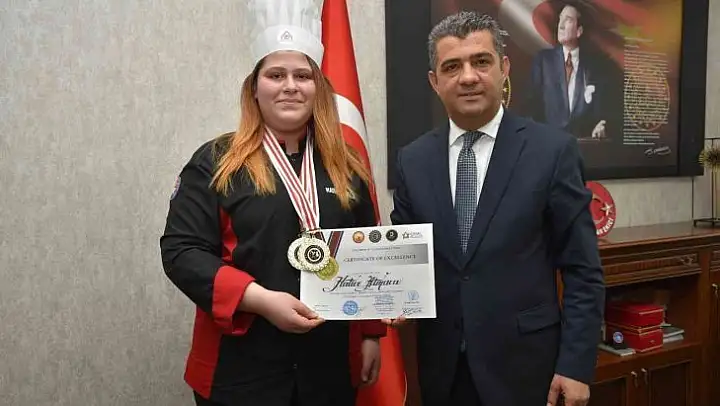 Genç aşçı uluslararası yarışmalarda 3 altın ve 1 gümüş madalya kazandı