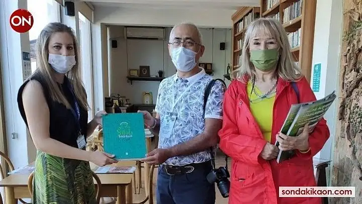Genç bilim adamları zeytin müzesini ziyaret etti