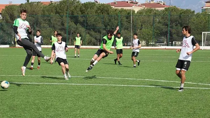 Genç Horozlar, Gençlerbirliği karşısında galibiyet peşinde