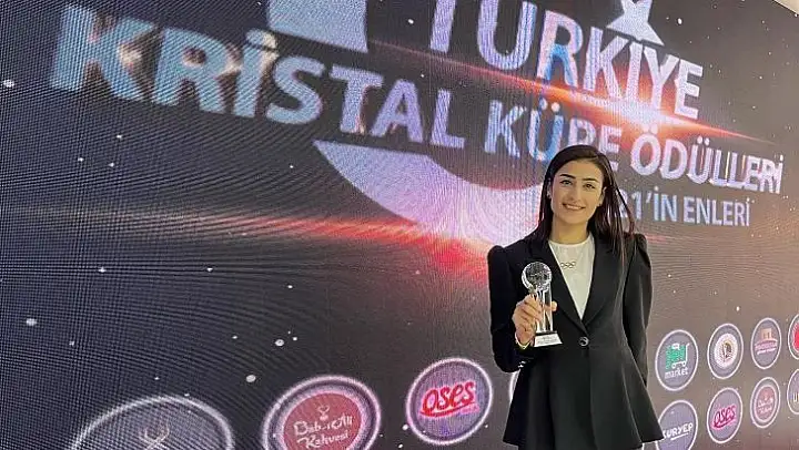 Hatice Kübra, 'Yılın En İyi Kadın Sporcusu'