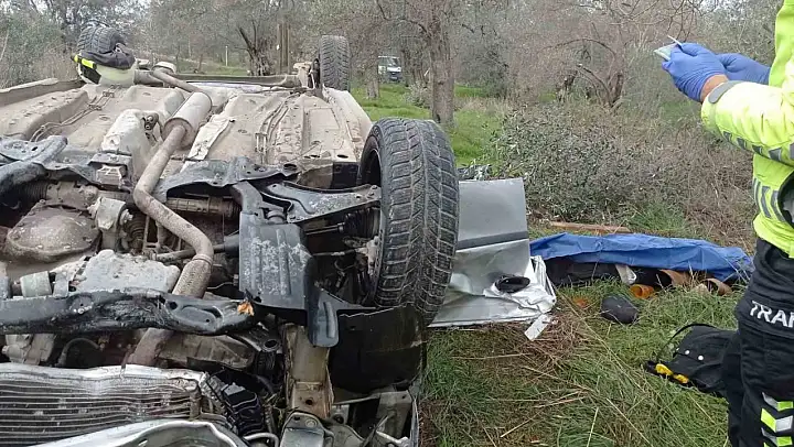 Havran'da otomobil takla attı: 2 ölü
