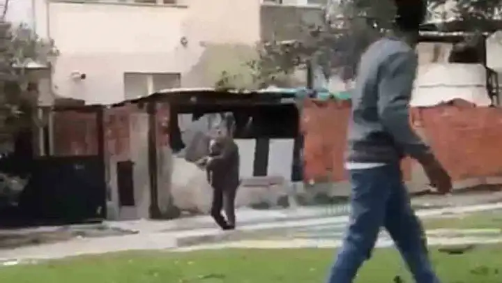 Husumetli iki aile arasında sokak ortasında kavga: 1 yaralı, 14 gözaltı