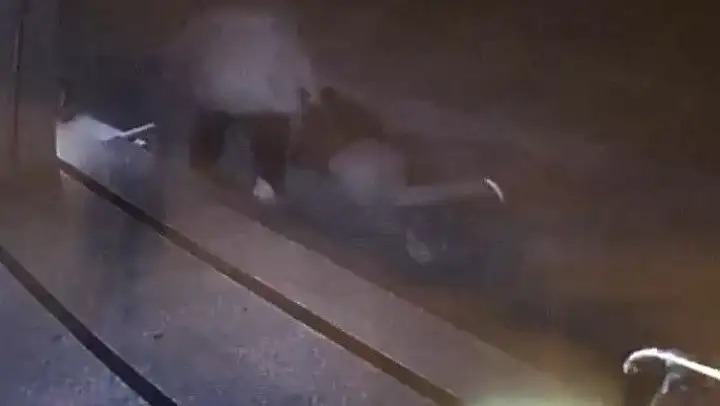 Husumetlisine kurşun yağdırdı, o anlar kameraya yansıdı