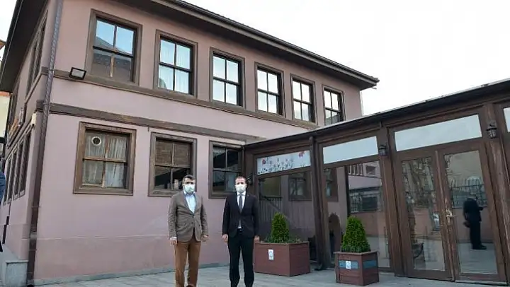 İncirli Kültür Merkezi gün sayıyor