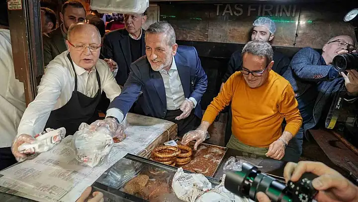 İş adamları ve Bursalılar sahurda buluştu
