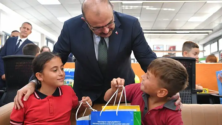 İvrindi ve Havran'da yeni kütüphaneler hizmete açıldı