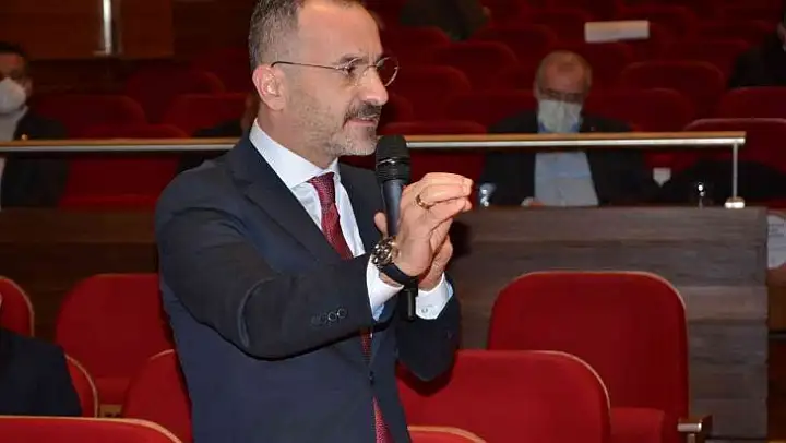 İzmir Büyükşehir Belediye Meclisi'nde çiftçilere bedava elektrik önergesi reddedildi