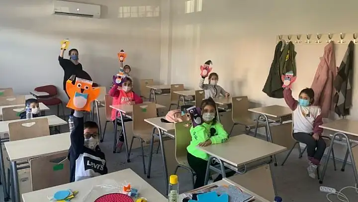 İzmir Büyükşehir, depremzedelere desteğini sürdürüyor