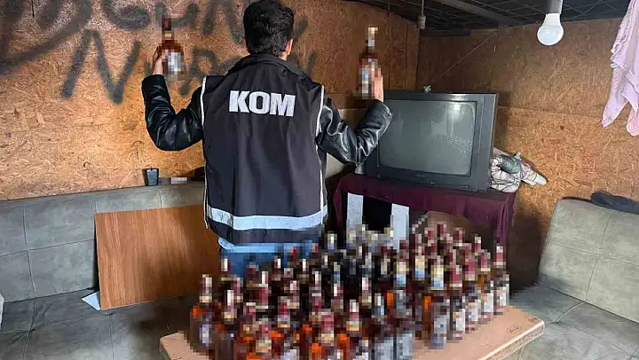 İzmir'de 6 buçuk milyon değerinde kaçak ürün ele geçirildi
