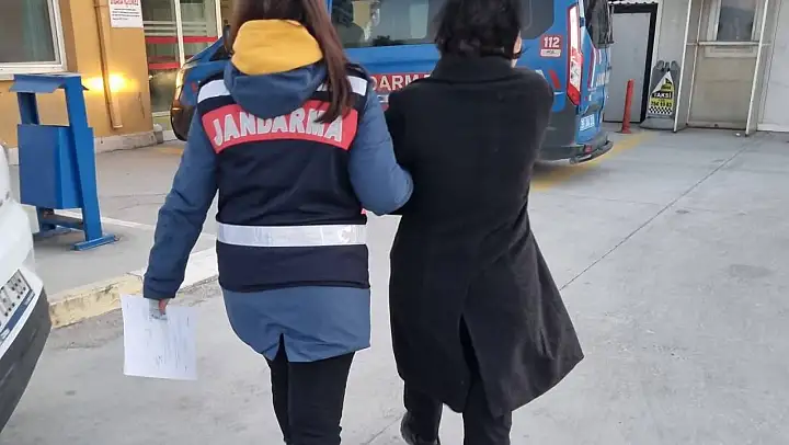 İzmir merkezli DHKP-C operasyonunda 30 gözaltı: Aralarında 12 öğretmen ve kamu çalışanı var
