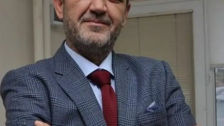 İzmirli gazeteci Şenol Gök hayatını kaybetti