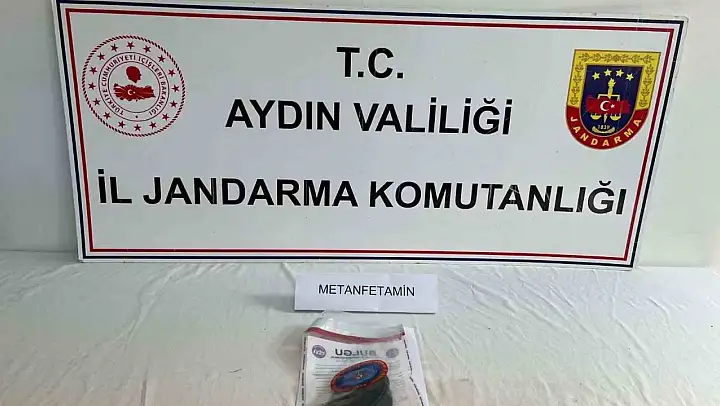 Jandarma ekipleri uyuşturucuya geçit vermedi