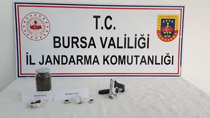 Jandarma uyuşturucuya geçit vermiyor