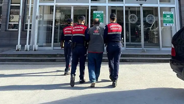 Jandarmadan kaçan şahıs yaşanan kovalamaca sonucu yakalandı