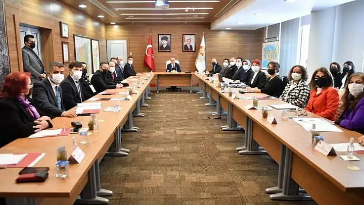 Kadına yönelik şiddetle mücadele çalışmaları gözden geçirildi