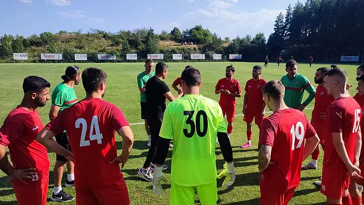 Kaf-Kaf, hazırlık maçında güldü
