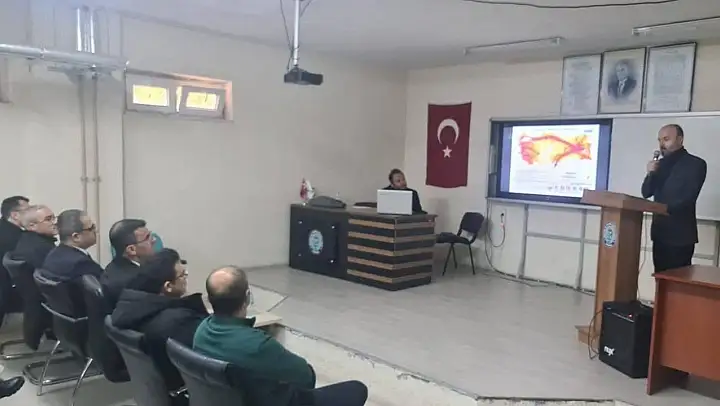 Kahramanmaraş depremlerinde hayatını kaybedenler anıldı