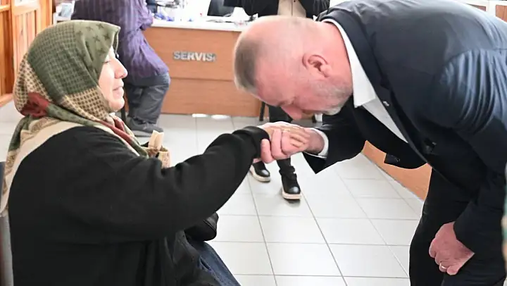 Karabatı'dan 'Ulu Çınarlara' vefa ve saygı açıklaması