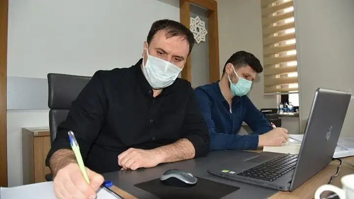 Karesi Belediyesi AB projelerine onlıne olarak devam ediyor