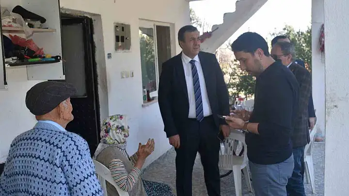 Kaymakam Yakuta, yangında mağdur olan vatandaşla görüştü