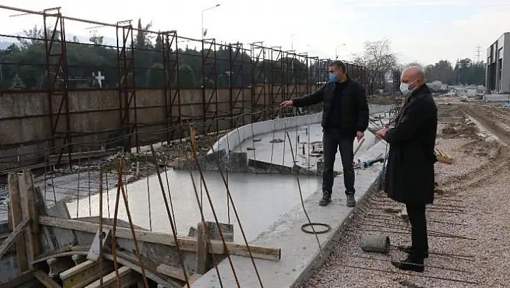 Kentin yeni gözdesinde peyzaj projeleri yerinde incelendi