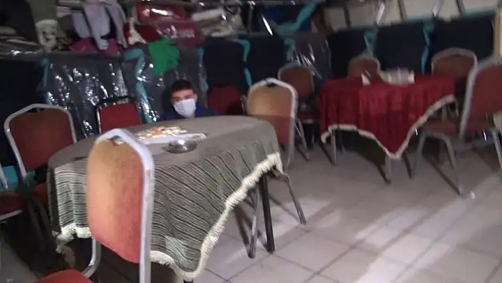 Kısıtlamada oyun salonunu kıraathaneye çevirenlere polis baskını