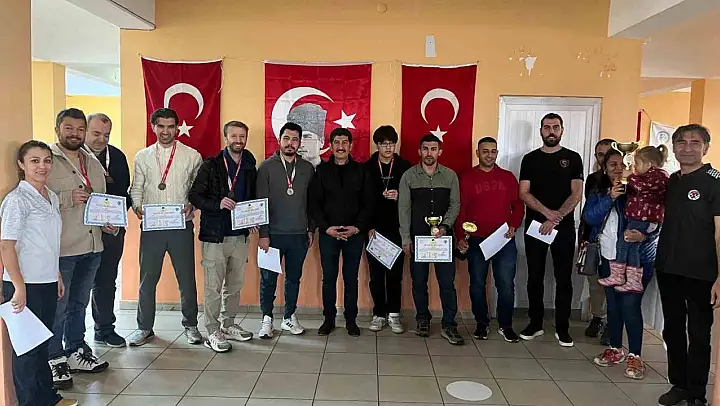 Köyceğiz'deki Satranç Turnuvası tamamlandı