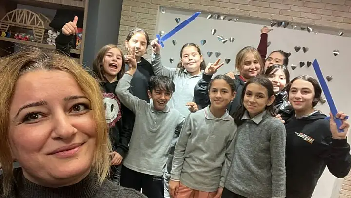 Köyde İngilizce Tiyatro hayali yarım kaldı
