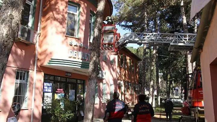 Kula Devlet Hastanesi'nde yangın tatbikatı
