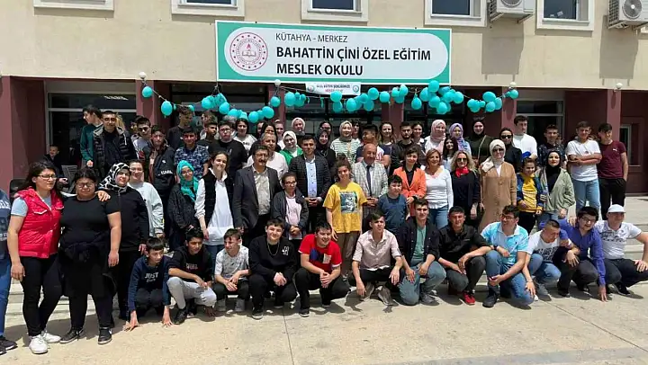 Kütahya'da 'Fark Et Harekete Geç Değer Kat' isimli projenin kapanış şenliği