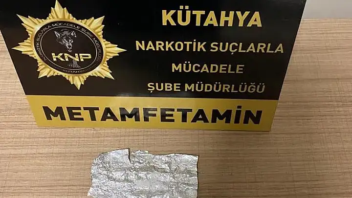 Kütahya'da 2 uyuşturucu satıcısı tutuklandı