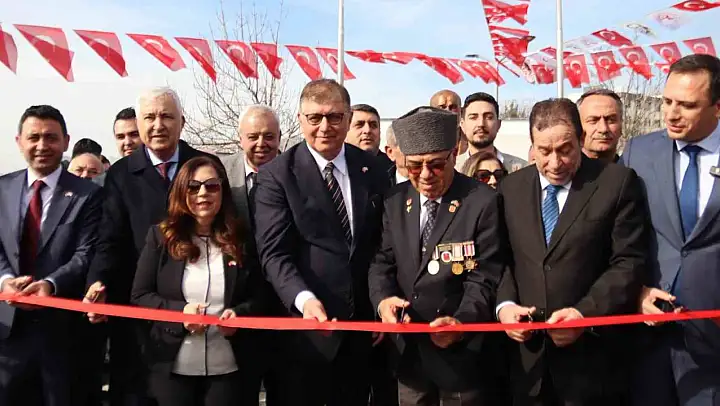 Kuzey Kıbrıs Türk Cumhuriyeti Parkı İzmir'de törenle açıldı