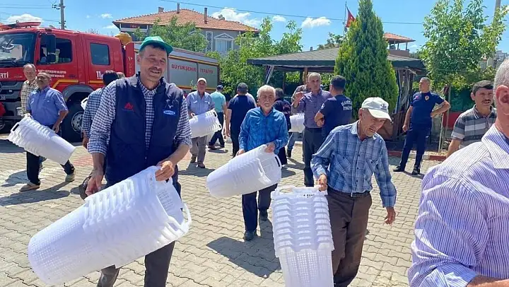 Manisa'da üreticilere 100 bin sepet desteği