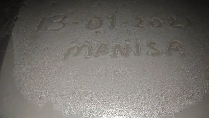 Manisa'ya yılın ilk karı yağdı