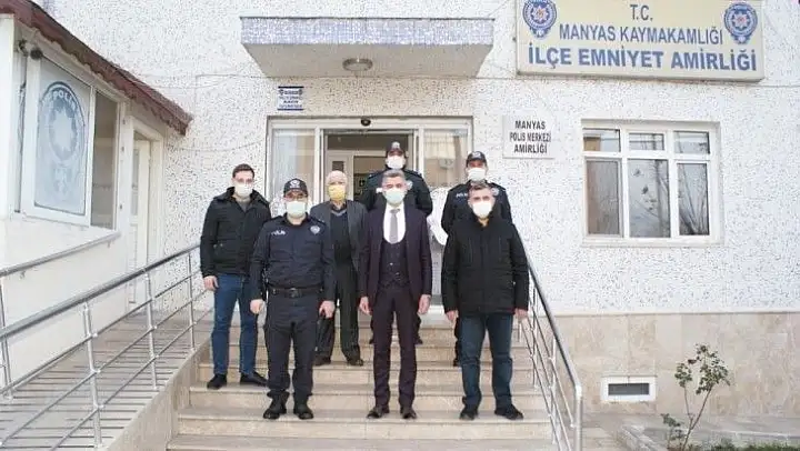 Manyas'ta Gazeteciler günü kutlaması