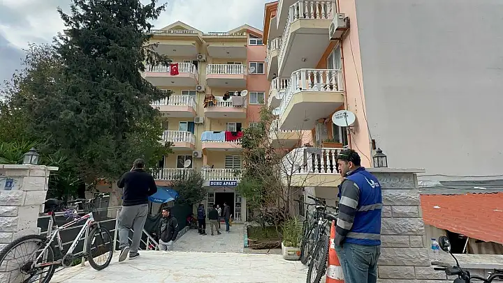 Marmaris'te depreme dayanıksız bina tahliye edildi