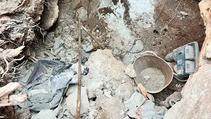 Marmaris'te kaçak kazıya polisten suçüstü