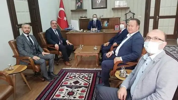 MHP'den Kaymakam Aksakal'a ziyaret