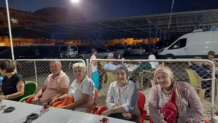 MHP Edremit'te mahalle ziyaretlerine başladı
