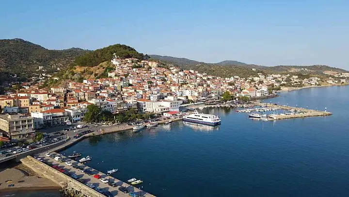 Midilli'nin Plomari Limanı dostluk rüzgarıyla açıldı