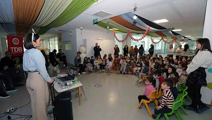 Minikler diş sağlığını eğlenerek öğrendi