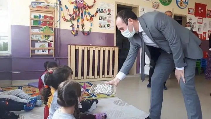 Miniklere 'devlet' ziyareti